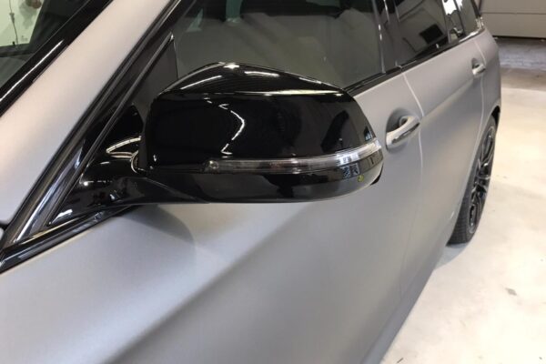 2142f8c8-6692-49d1-9b57-e35dee041827